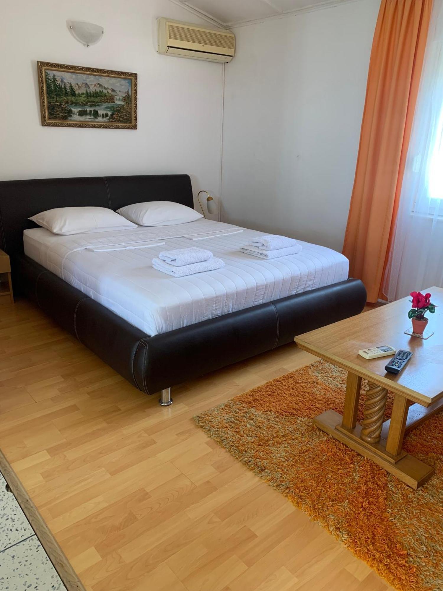 Apartments Knezevic Ulcinj Eksteriør billede